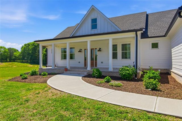 4275 Haynes Circle SW, Snellville, GA 30039