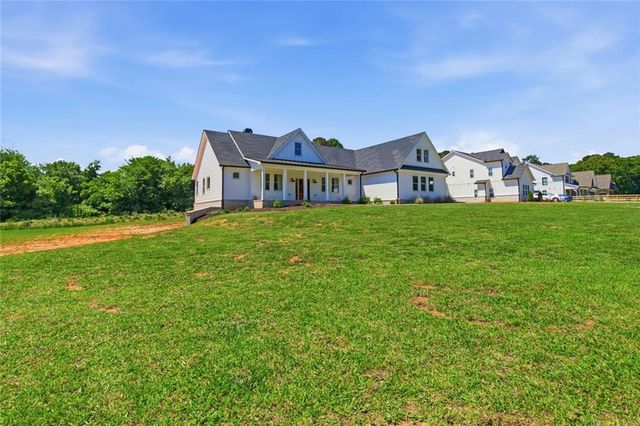 4275 Haynes Circle SW, Snellville, GA 30039