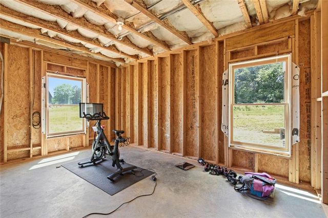 4275 Haynes Circle SW, Snellville, GA 30039