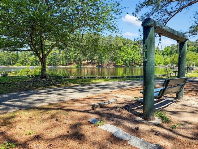 4275 Haynes Circle SW, Snellville, GA 30039
