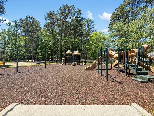 4275 Haynes Circle SW, Snellville, GA 30039
