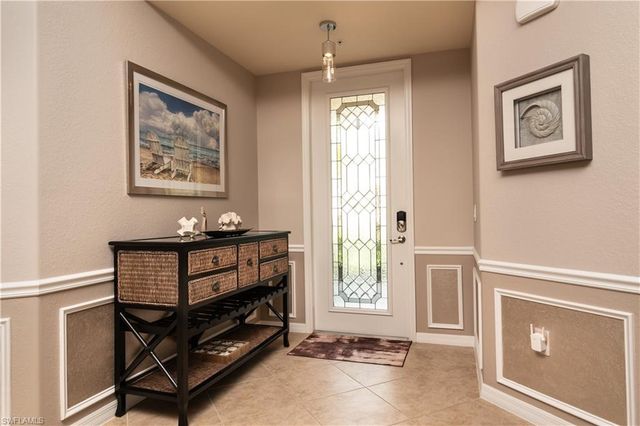 7878 Clemson ST 101, Naples, FL 34104