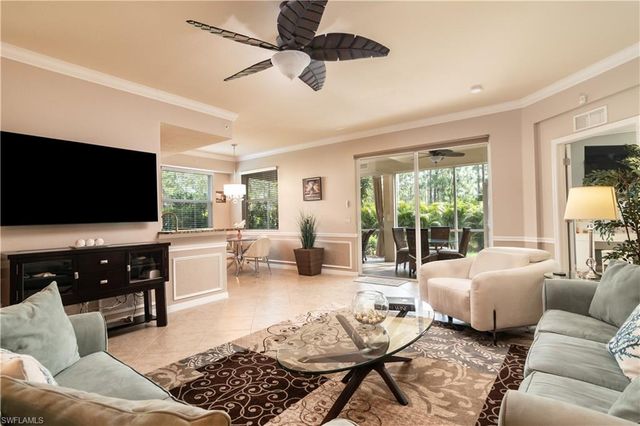 7878 Clemson ST 101, Naples, FL 34104
