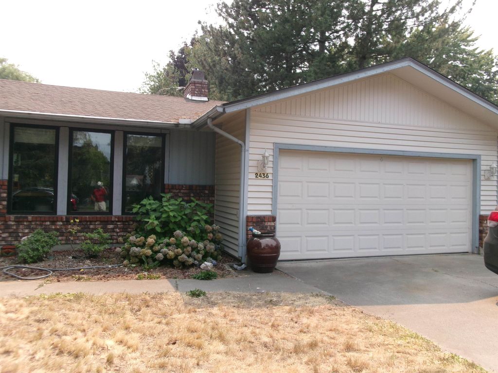 2436 E 48th Ave, Spokane, WA 99223 photo 1
