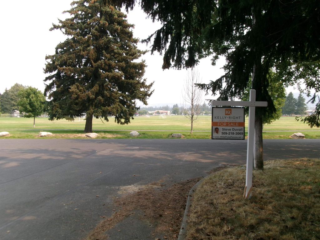 2436 E 48th Ave, Spokane, WA 99223 photo 2