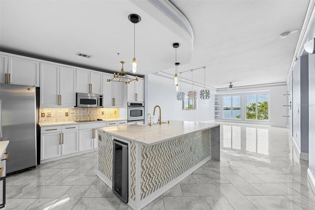 509 W BAY STREET 305, Tampa, FL 33606