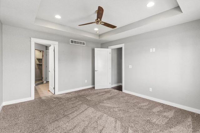 1419 Green Hills Drive, Norwalk, IA 50211