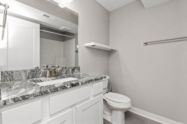 1419 Green Hills Drive, Norwalk, IA 50211