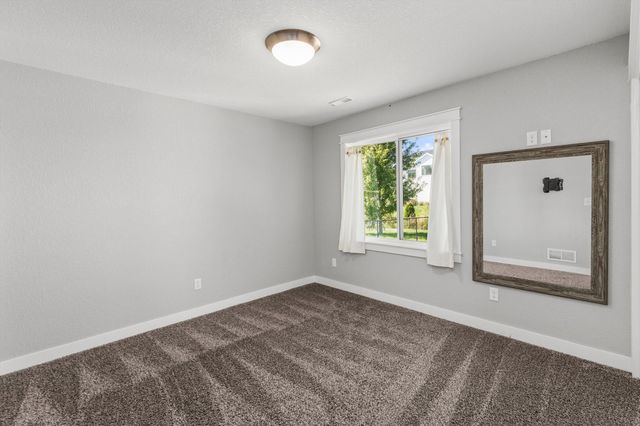 1419 Green Hills Drive, Norwalk, IA 50211
