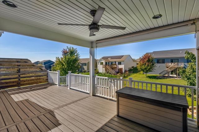 1419 Green Hills Drive, Norwalk, IA 50211