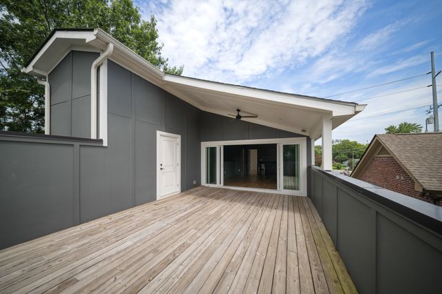 1031 14th Ave, S, Nashville, TN 37212