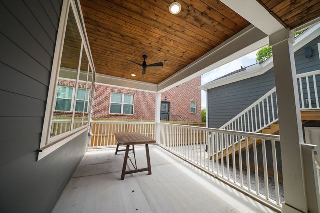 1031 14th Ave, S, Nashville, TN 37212