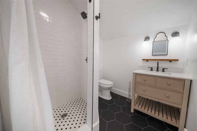 1031 14th Ave, S, Nashville, TN 37212