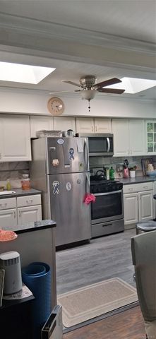22240 92nd Road 2nd Floor, Queens Village, NY 11428