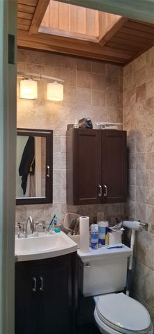 22240 92nd Road 2nd Floor, Queens Village, NY 11428