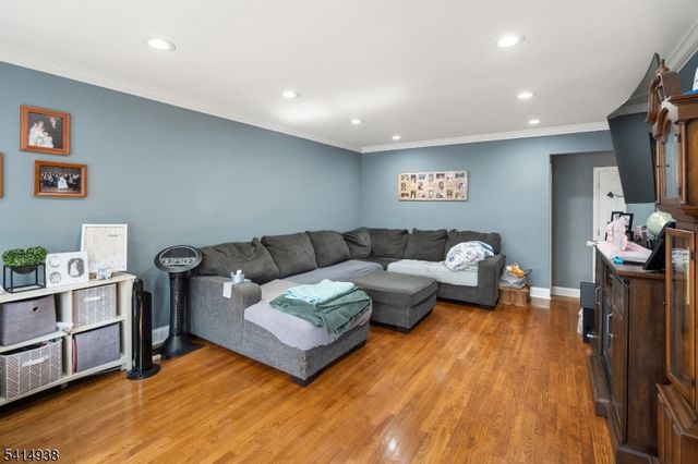 3 Neskell Dr, Bridgewater Twp., NJ 07920