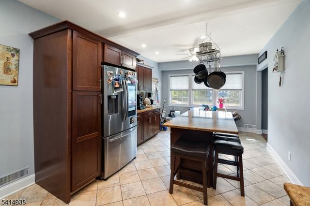 3 Neskell Dr, Bridgewater Twp., NJ 07920