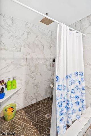 3 Neskell Dr, Bridgewater Twp., NJ 07920