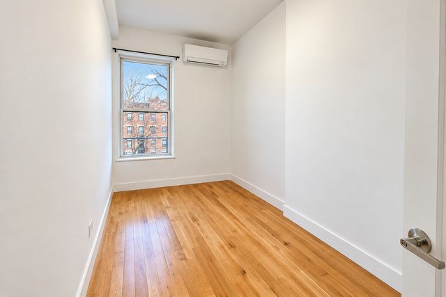 364 MACON Street, New York City, NY 11233