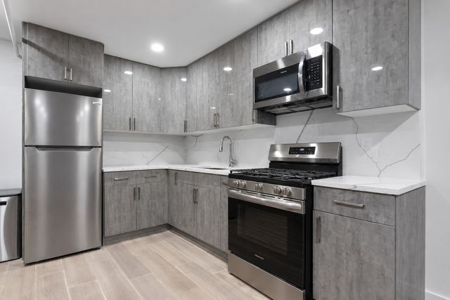 364 MACON Street, New York City, NY 11233