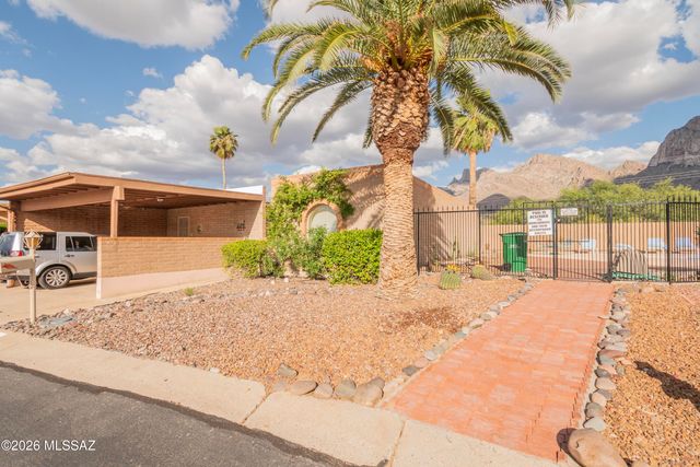 10136 N Valle Del Oro Drive, Tucson, AZ 85737
