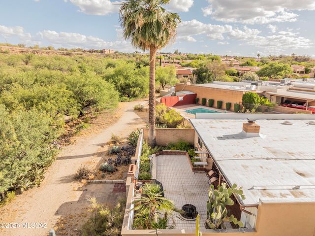 10136 N Valle Del Oro Drive, Tucson, AZ 85737