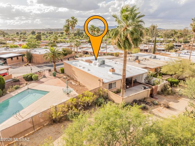 10136 N Valle Del Oro Drive, Tucson, AZ 85737