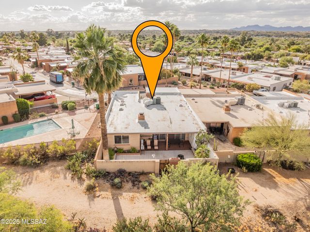 10136 N Valle Del Oro Drive, Tucson, AZ 85737