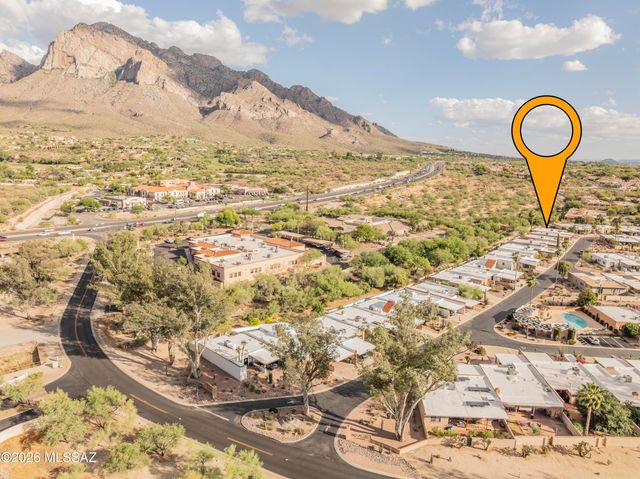 10136 N Valle Del Oro Drive, Tucson, AZ 85737