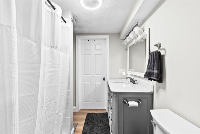 57 Buffum St 1, Salem, MA 01970