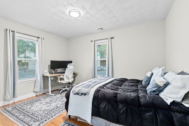 57 Buffum St 1, Salem, MA 01970