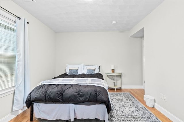 57 Buffum St 1, Salem, MA 01970