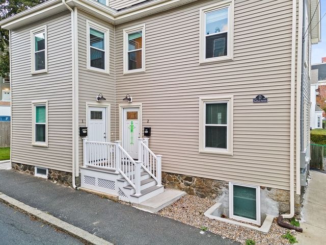 57 Buffum St 1, Salem, MA 01970