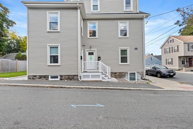57 Buffum St 1, Salem, MA 01970