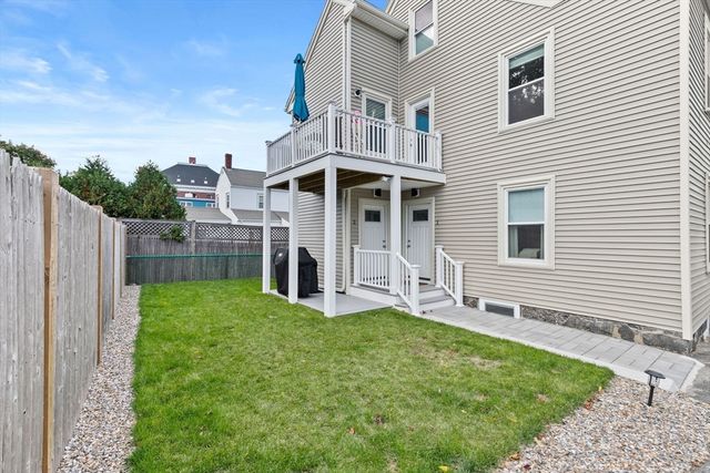 57 Buffum St 1, Salem, MA 01970