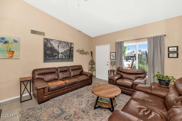 314 E SEQUOIA Drive, Phoenix, AZ 85024