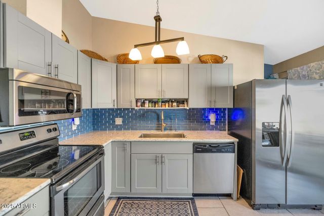 314 E SEQUOIA Drive, Phoenix, AZ 85024