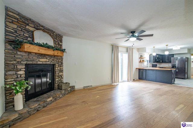 1165 N Logsdon Parkway, Radcliff, KY 40160