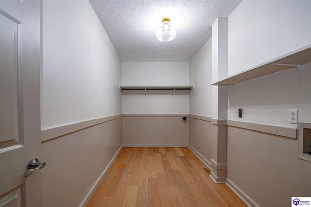 1165 N Logsdon Parkway, Radcliff, KY 40160