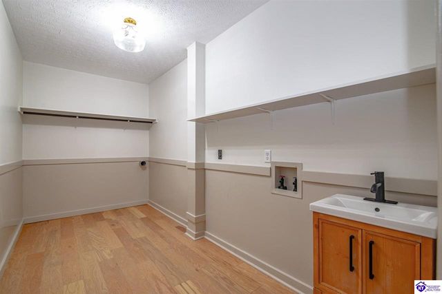 1165 N Logsdon Parkway, Radcliff, KY 40160