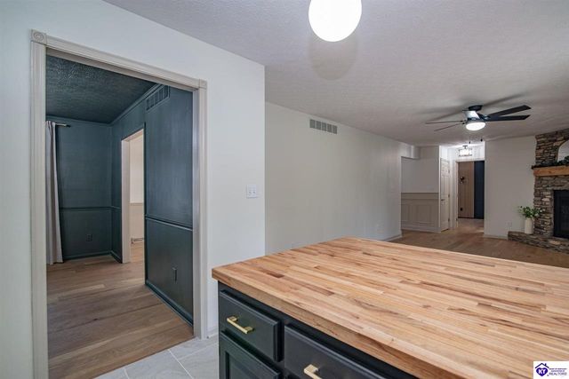 1165 N Logsdon Parkway, Radcliff, KY 40160