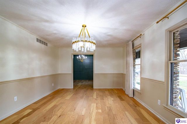 1165 N Logsdon Parkway, Radcliff, KY 40160