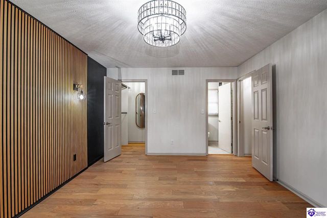 1165 N Logsdon Parkway, Radcliff, KY 40160