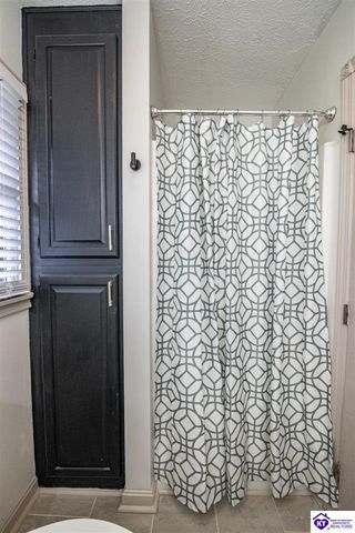 1165 N Logsdon Parkway, Radcliff, KY 40160