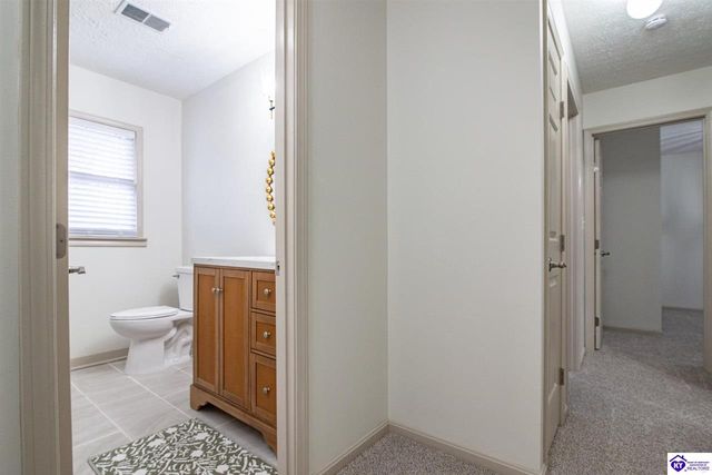 1165 N Logsdon Parkway, Radcliff, KY 40160