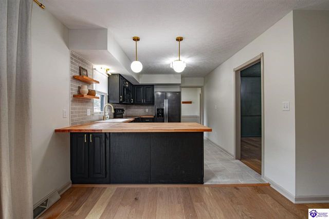 1165 N Logsdon Parkway, Radcliff, KY 40160