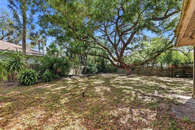 4003 BOOTH PLACE, Sarasota, FL 34231