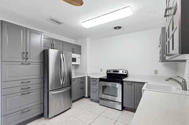 4003 BOOTH PLACE, Sarasota, FL 34231