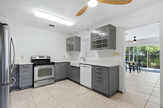 4003 BOOTH PLACE, Sarasota, FL 34231