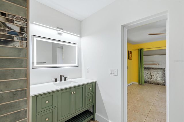 4003 BOOTH PLACE, Sarasota, FL 34231